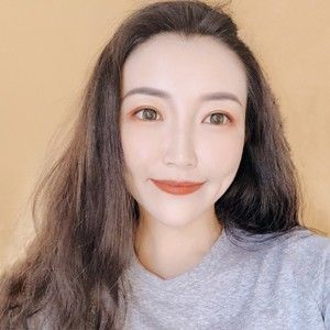 Meet your Posher, Connie